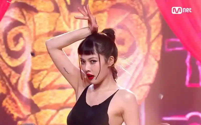 金泫雅最新回归曲imnotcool首打歌舞台