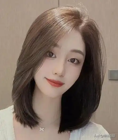 气质差距不是一般的大|妆容|发型|脸型|刘海|穿搭|黑长直_网易订阅