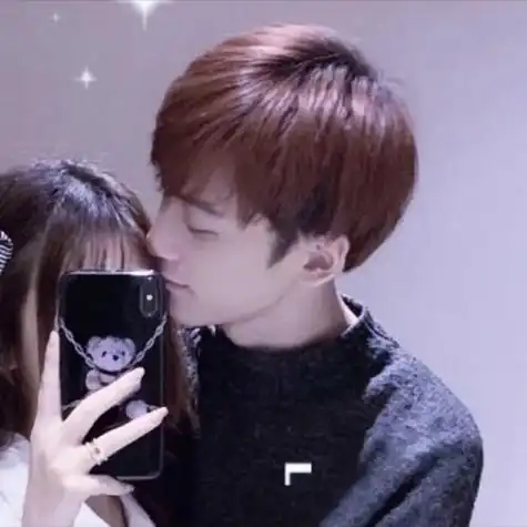 总有一个人是等着你90后高清情侣头像一对两张