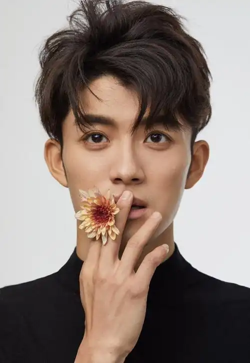 陈奕龙图片 陈奕龙高冷帅气写真,明星,帅气,帅哥,大陆男明星,帅哥明星