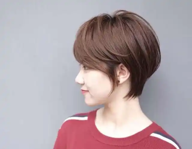 必剪一次的女士发型今年流行这样的潮短发清爽时尚潮流个性