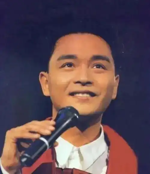 张国荣逝世21周年唐先生发文悼念配文引热泪本人近照白发苍苍