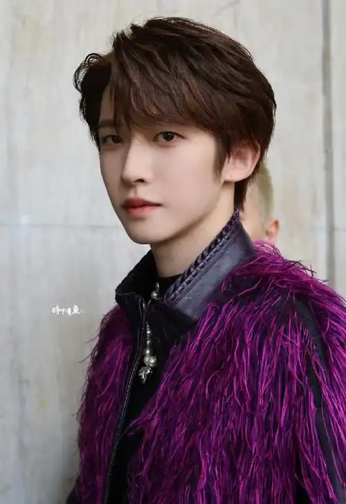 刘宇巴黎时装周