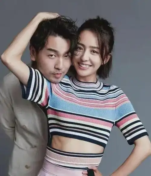 曝佟丽娅离婚不结仇原因成本高下一个好找陈思诚能提供帮衬