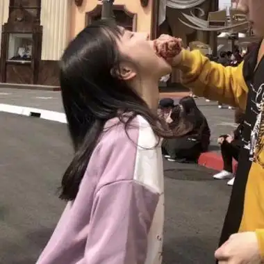 超甜真人cp头像情侣高清一对两张情头甜死的那种真人图片