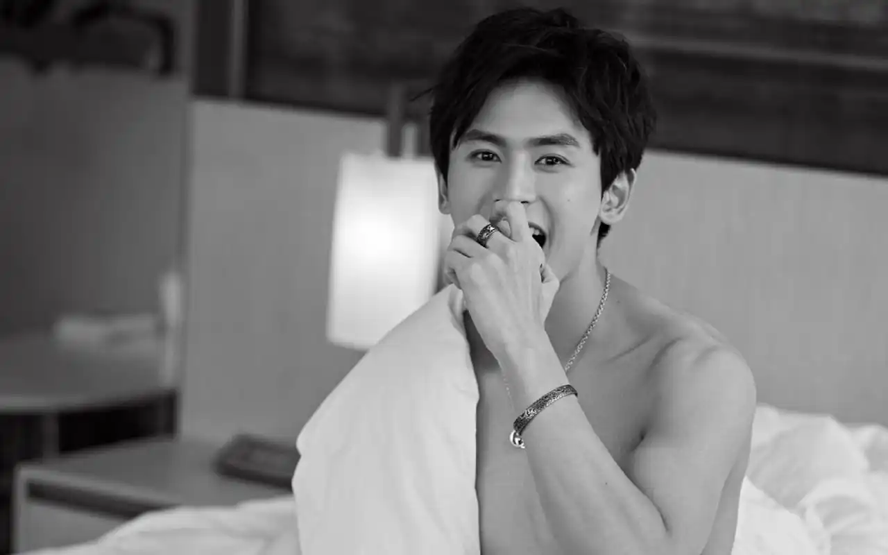 张哲瀚帅气写真图片桌面壁纸高清大图预览1920x1200_大陆明星下载_美