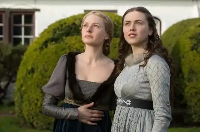 而这三位主要人物,是三位女性,当中包括伊丽莎白·伍德维尔,玛格丽特