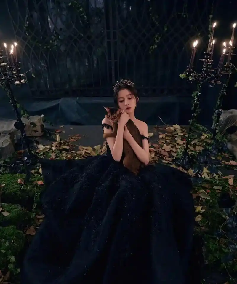 网曝关晓彤素颜照,3亿网友吃瓜:这是鹿晗的女朋友吗?