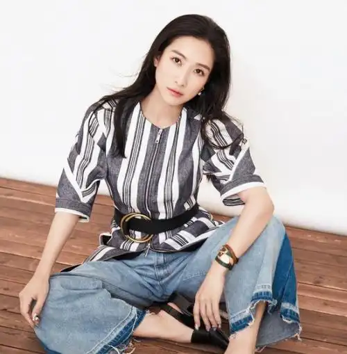 陶昕然深夜发文斥娱圈怪状一番言论引发网友集体点赞