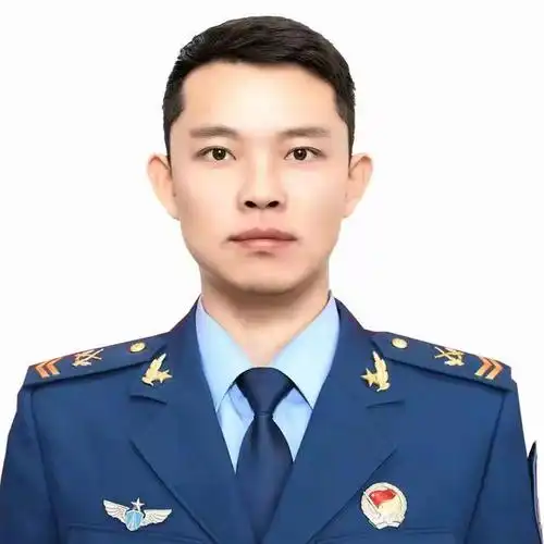 诗意北疆空军战士的风花雪月吴志德诗歌欣赏