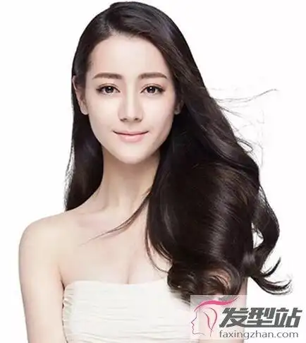 女生三七分卷发发型优雅迷人脸瘦一整圈