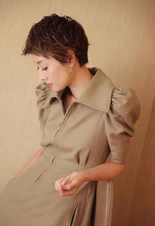 秋天来点珍珠奶茶耳坠,点缀一下,比马伊琍凹出的范儿,还甜美!