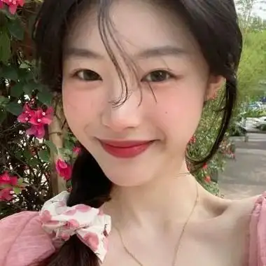 漂亮又呆萌的女生照片