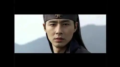 重看《霜花店》,赵寅成在里面真的太帅啦,颜值和.