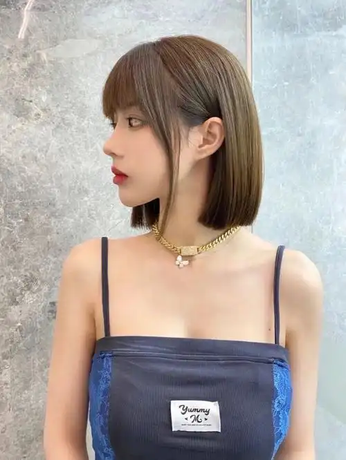 适合夏季好打理的齐肩发型