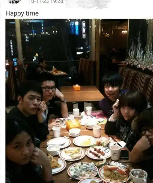 肖战更多生活照曝光,长相十分青涩_网友_照片_女朋友