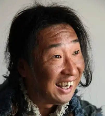 每日轻松一刻2月18日晚间:洗把脸收拾收拾小编我也准备出道了!