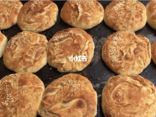 安阳市三道街油酥烧饼15元2个生意火爆