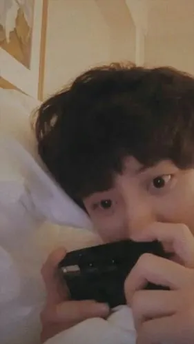 朴灿烈贤男友视角/朴灿烈女友视角 帅而自知pcy 十项全能男友典范 第