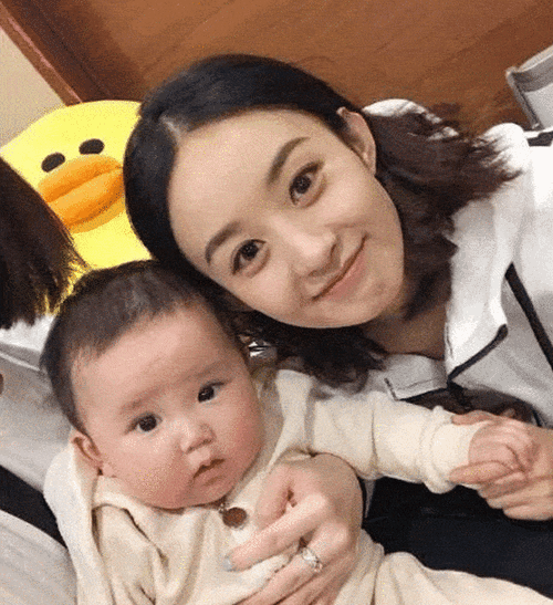 原创赵丽颖儿子名字曝光比吴京孩子吴所谓都随意看了让人笑喷
