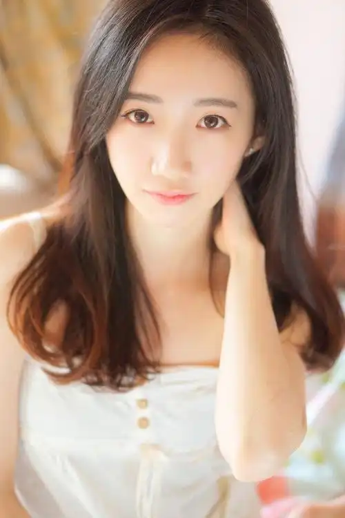 清新美女 森系意境唯美写真_唯美图片