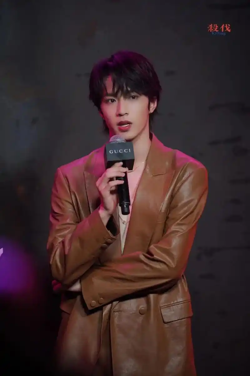 刘耀文 gucci男模0499#gucci大秀 - 抖音