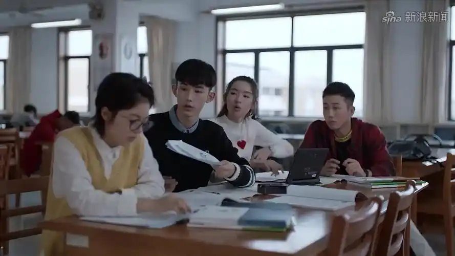 少年派:闫妮参加女儿家长会,却没想到女儿成就是这样