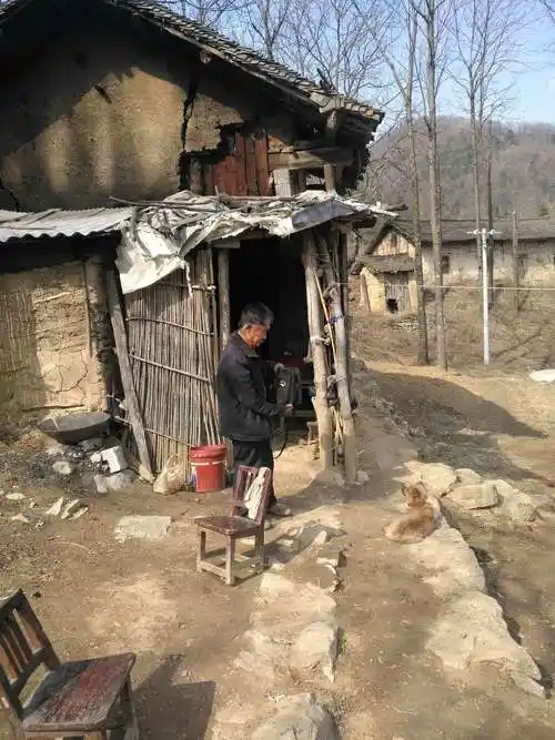 它标志着农村婚俗文化的没落.