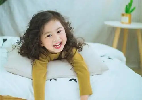 呆萌可爱小萝莉头像_软萌有趣小女孩