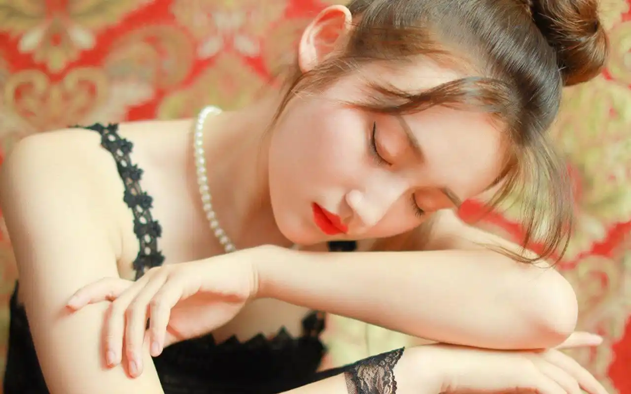 性感蕾丝美女图片高清桌面壁纸高清大图预览1920x1200_美女壁纸下载