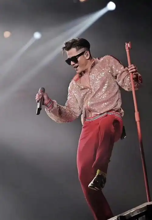 年后就能看到2024年诚意满满的舞台——《郭富城梦幻舞林演唱会2024》