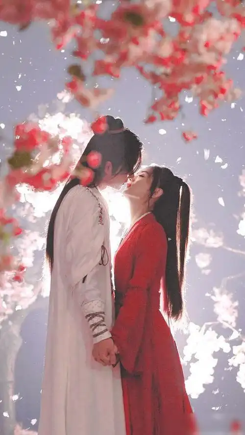 《有翡》赵丽颖王一博同框壁纸,这两人的cp太好磕了,郎才女貌啊