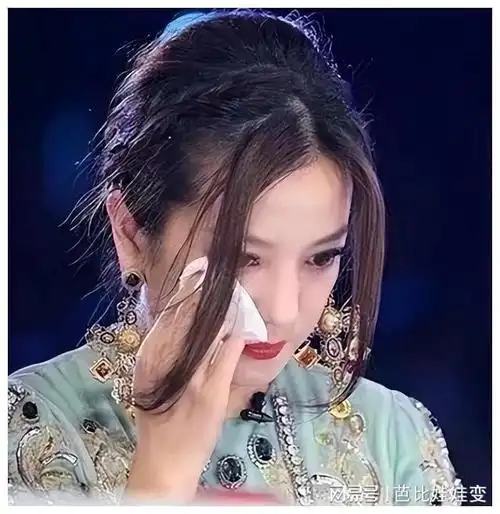 从中国巨星到查无此人赵薇沦为过街老鼠惨淡无人过问