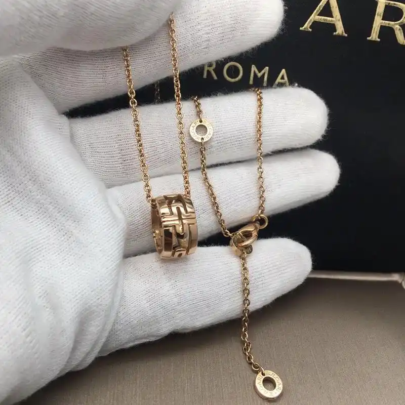 bvlgari宝格丽玫瑰金回形针镂空项链帕莲轮 bvlgari宝格丽玫瑰金