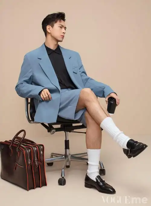 主题:李现的腿毛长得好漂亮[19]收藏该贴已收藏