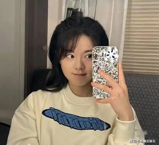 赵今麦发了30多张自拍,每一张都美得让人惊叹!_网友_殷果_角色