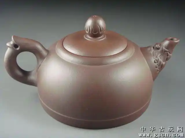 原矿紫砂工艺美术师潘洪法作品(龙头壶)