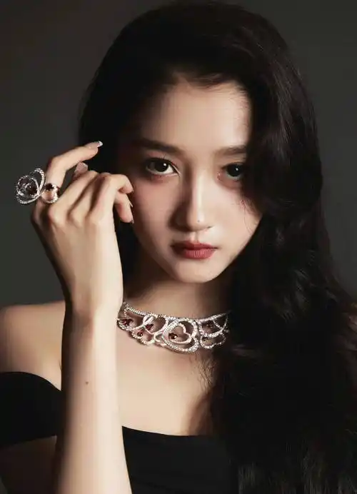 女星关晓彤写真集:国民女神,亭亭玉立