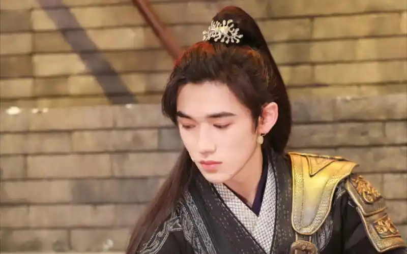 【宋亚轩】古装男儿歌,轩哥鲨我低音超好听