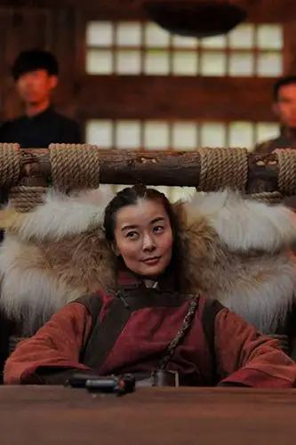 搜狐娱乐讯 由浙江唐德影视出品的电视剧《江湖正道》正在辽宁,栓川