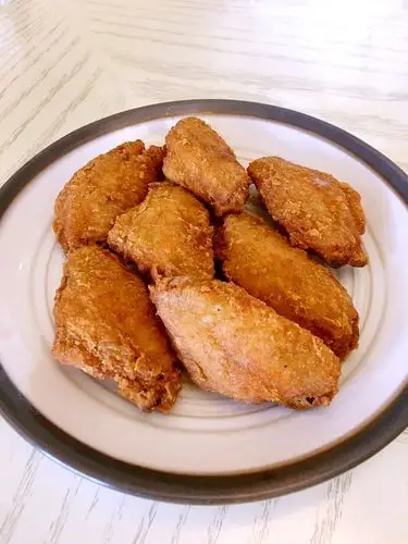 芳草青青-家常菜的厨房做的炸鸡翅