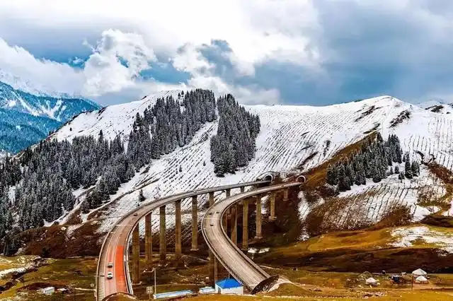 中国最美的6条高速公路,自驾首选,最美的风景在路上!