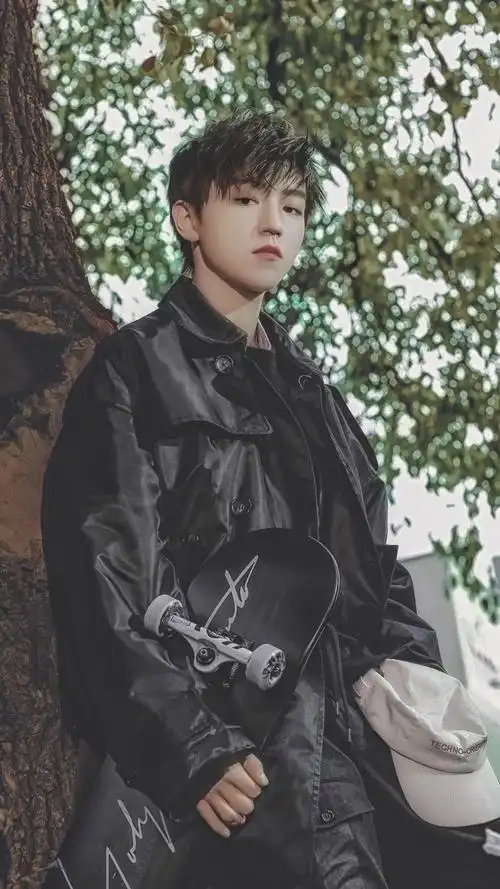 tfboys王俊凯帅气写真