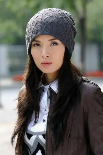 p>李佳,女,中国内地演员,1977年10月9日出生于 a target="_blank"