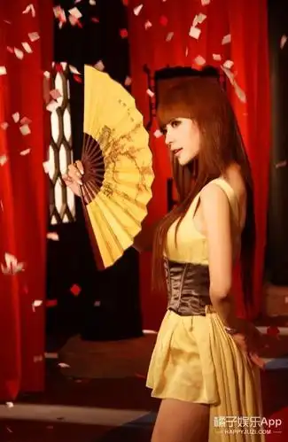 【老照片】柳岩早期的照片,那时候比现在美的多