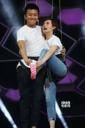 12月4日,近日,孙俪,邓超携《恶棍天使》参加《快乐大本营