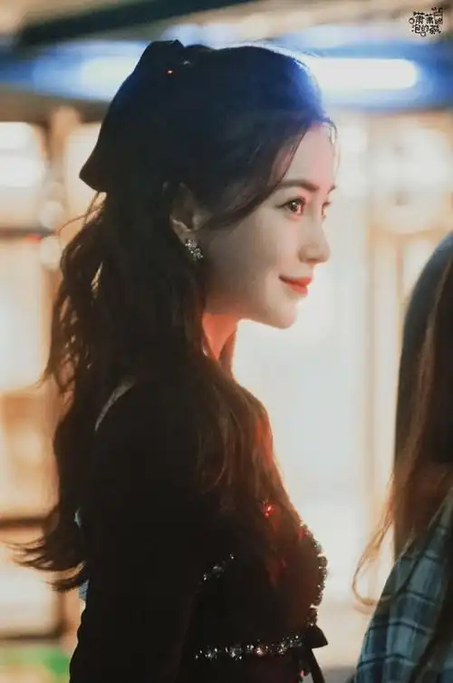 跑男9路透:杨颖在逃公主本人蔡徐坤像撕漫少年-芒果tv专栏