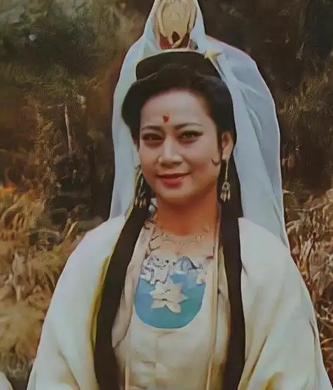 造型奇葩就算了,穿衣暴露小太妹是什么鬼|左大玢|李玉刚|梅艳芳|观音