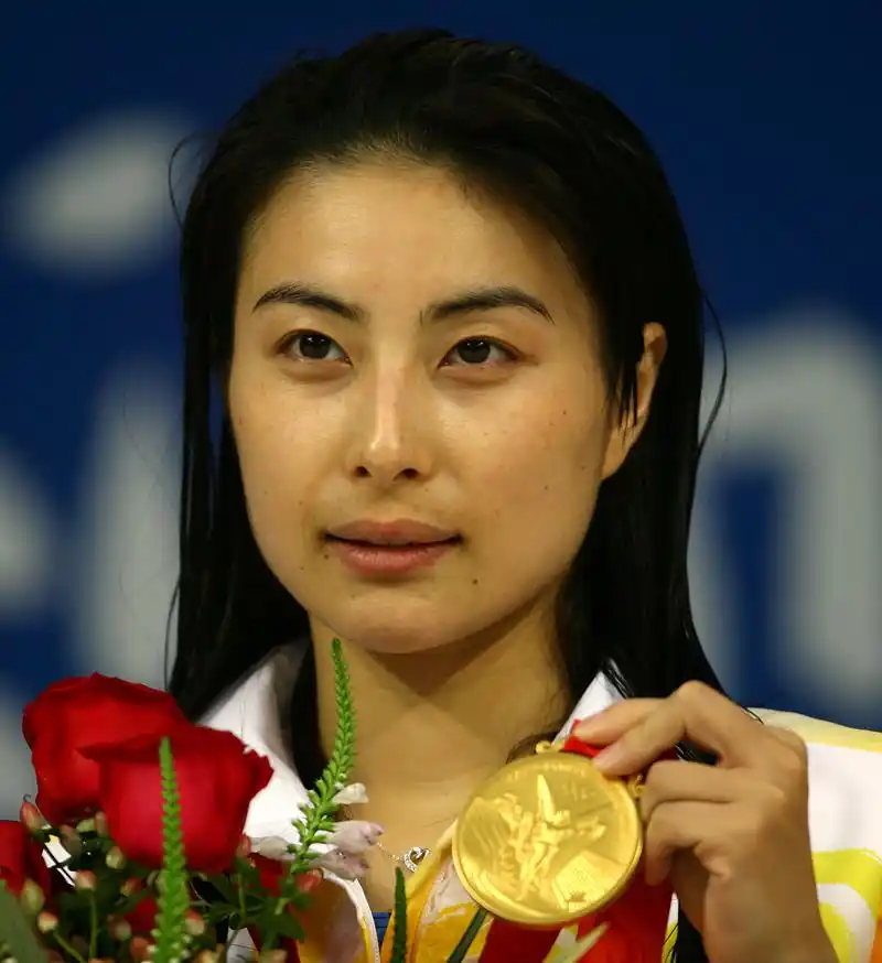 郭晶晶,1981年10月15日出生于河北省保定市,前中国跳水队运动员,世界