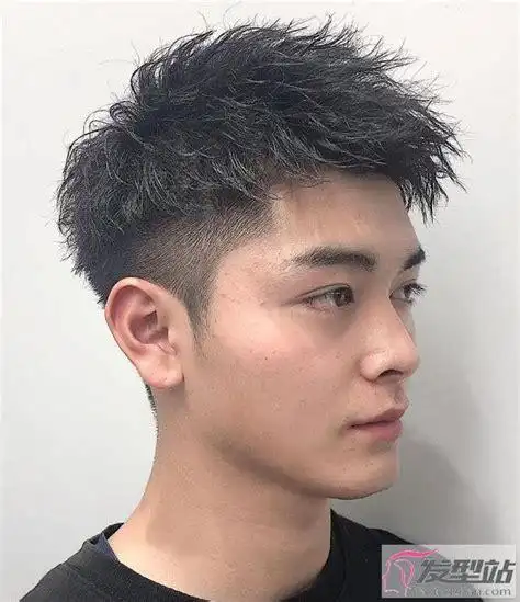 2021时尚帅气男生短发 这么剪头发酷炫有型-男士短发-发型站_最新流行
